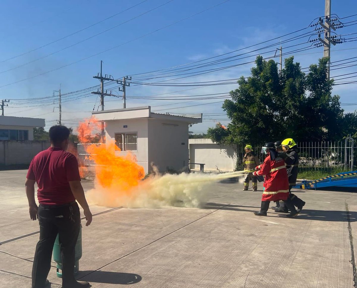 Today a fire drill was held with AMATA industry fire department at NMG Advanced Composites' factory in Rayong Thailand.Safety is something we can never take for granted and therefore we always need to be as prepared as possible.#NMGThailand#Composites# Fiberglassfabrics#