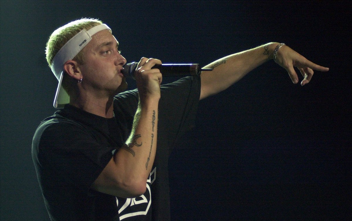 Eminem'in youtube kanalı 50 milyon aboneye ulaşti. Eminem, youtube da 50 milyon aboneye ulaşan ilk rap sanatçısı oldu. 🙌 #eminem #youtube