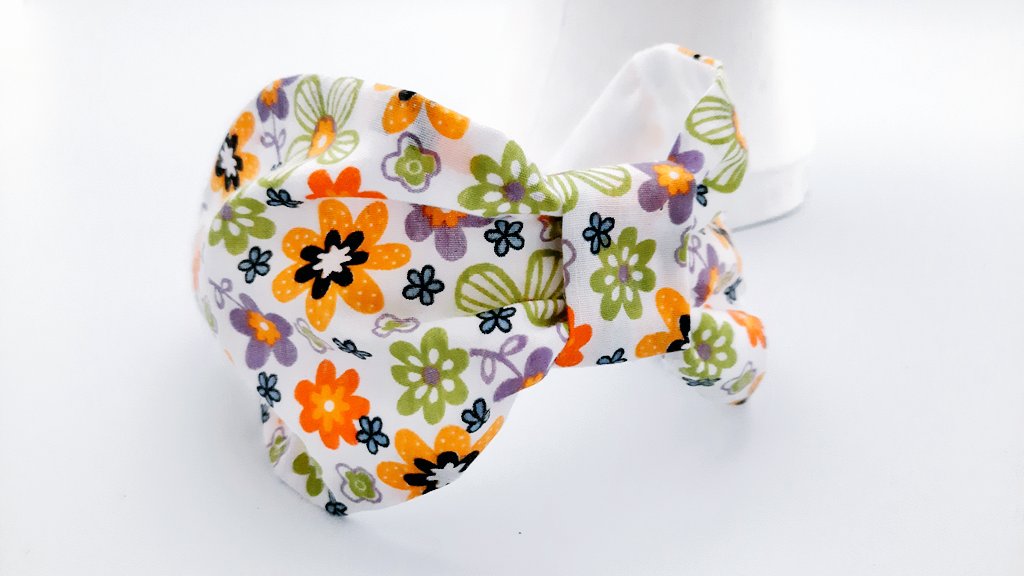 Food morning #earlybiz I have a fab range of knotted turban headbands for you. Four colours to suit all fashion situations and can be gift boxed on request, £17 which includes UK Signed For shipping thebritishcrafthouse.co.uk/product/knotte… #mhhsbd #tbch #headband #fashion