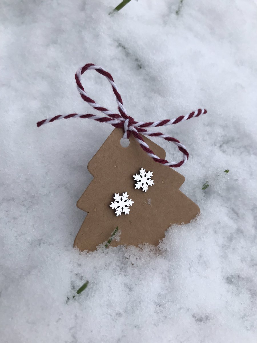 NakitMint's tweet photo. Pada sneeeg ❄️☃️ #zima #mindjuse #nerdjajucicelik https://t.co/cptauvKCxx