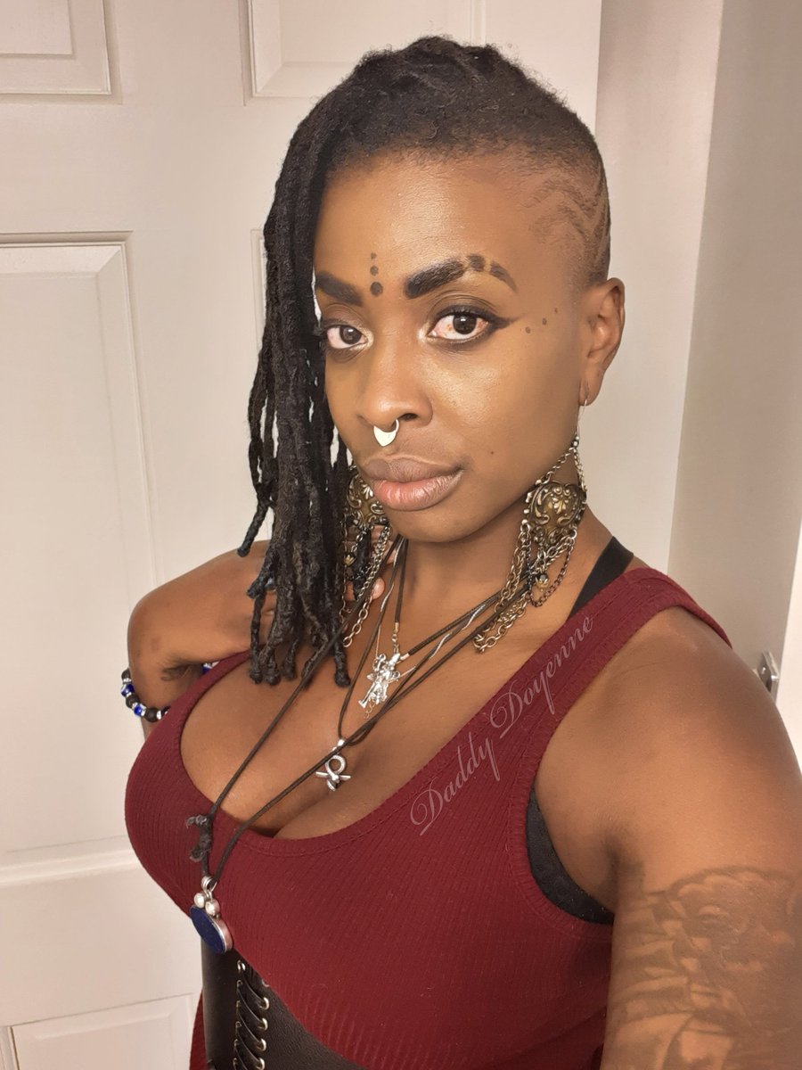 Daddy_Doyenne's tweet photo. Miss me? 

Femdom. FinDomme. ContentCreator https://t.co/EbptdlT9yp