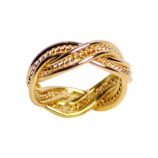atSilverAndGold's tweet image. This handsome 18K yellow gold over sterling silver ring features a double twist design - a thin twist set in the larger twist of the ring. This Twist Ring is 64% off, order today! ow.ly/c9om50FIPYI

#SilverAndGold #TwistRing #GoldRing