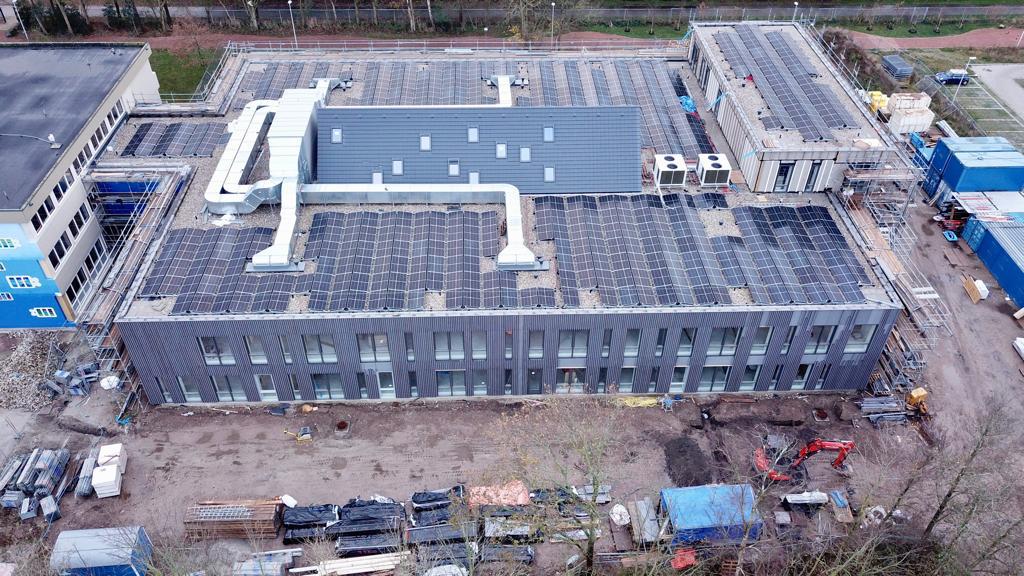 Op Texel werken we samen met <a href="/DijkstraDraisma/">Bouwgroep Dijkstra Draisma</a> aan een prachtig nieuw onderwijscentrum. Eind januari gaan we opleveren!