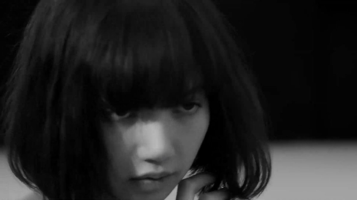 lsmygem's tweet photo. LISAAA OH MY GID https://t.co/DbazD6KMDZ