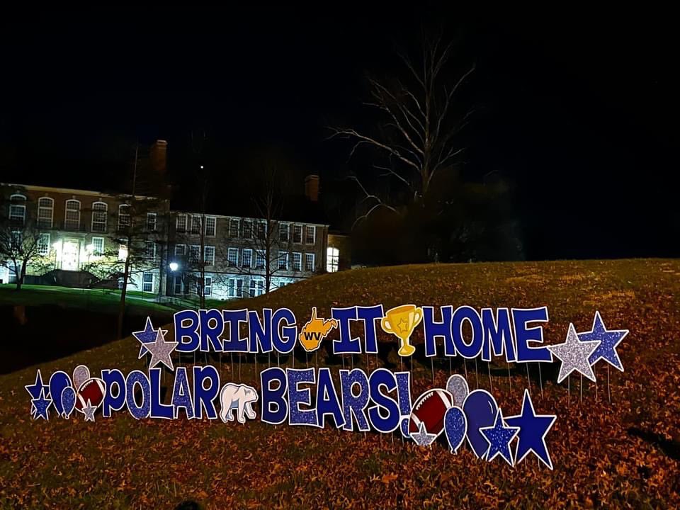 LoopParkLoonies's tweet photo. A big GOOD LUCK to our football team in the state championship game tonight at the Wheeling Island Stadium!! Bring it home boys! Kick off @ 7pm #yesbears #bluemojo https://t.co/YHAB0wHsno