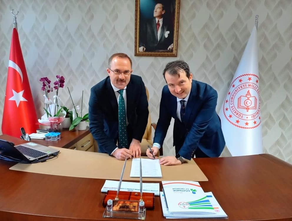 PROMOSYON SÖZLEŞMESİ İMZALANDI
Bulancak öğretmen ve eğitim çalışanlarımızı kapsayan 2022-2023-2024 yıllarını ait, Halkbank tarafından 7600 TL peşin ödenmesi koşuluyla ihalesi tamamlanan promosyon sözleşmesi imzalandı.
#EğitimBirSen #ebsbulancak