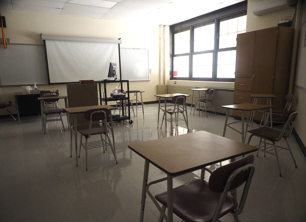 njdotcom's tweet photo. N.J. school district closing for 1 day so kids can de-stress https://t.co/50QtlNfzhU https://t.co/62Uk26oyHc