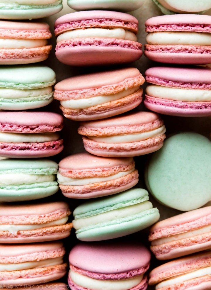 erik91fcb's tweet image. Donuts Muffin ou Macaron ?