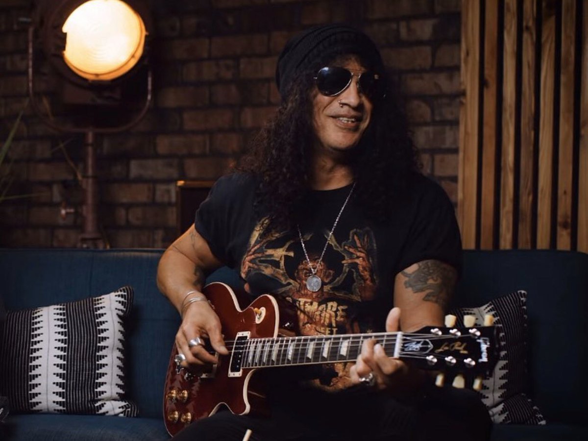 GreeceSlash's tweet photo. FILL MY WORLD ❤️
@Slash https://t.co/BkT0ML6fZt
