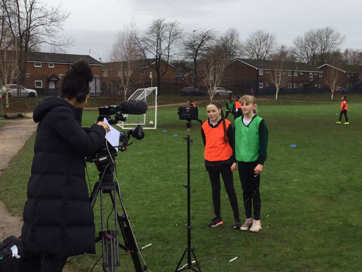 PERiverView1's tweet image. Our Year 6 football team were interviewed today by @BBCNewsround about the importance of girls/women’s football and how they feel about taking part in the sport.The development of the sport is absolutely amazing and the girls did our school really proud.Well done ⚽️⭐️ @Lionesses