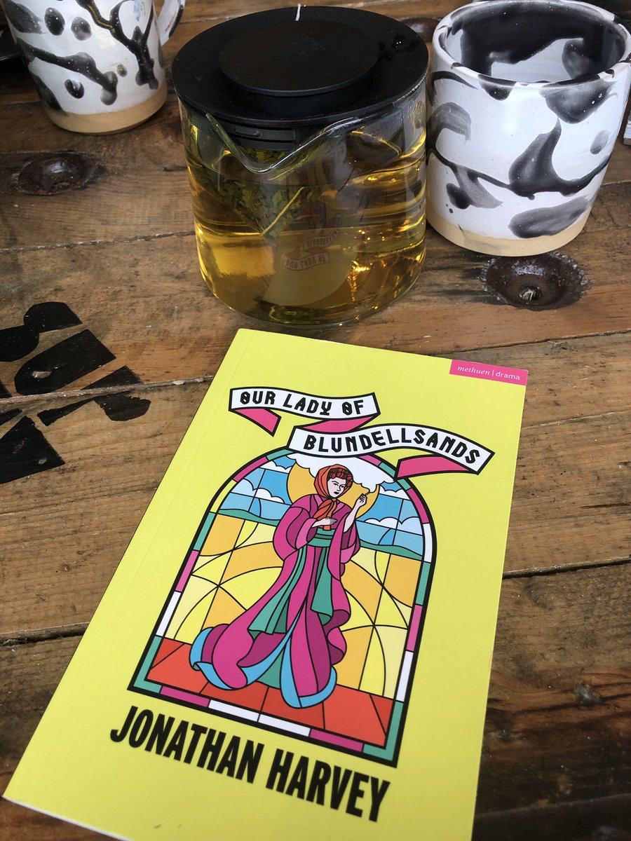 jodieblang's tweet photo. weird when you walk into a book shop knock the shelf by accident and a book falls off for a play you saw a few months ago that you loved ! Just had to buy it ! @JOJEHARVEY @GemmaBrodrick @m1ckeyjoe @Nathan_McMullen @josielawrence1 #bestplayever https://t.co/Vhjopvmk8Y