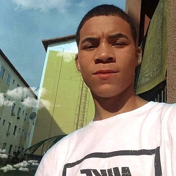 Loirincastro's tweet photo. #NewProfilePic https://t.co/VkUk9IWiIU