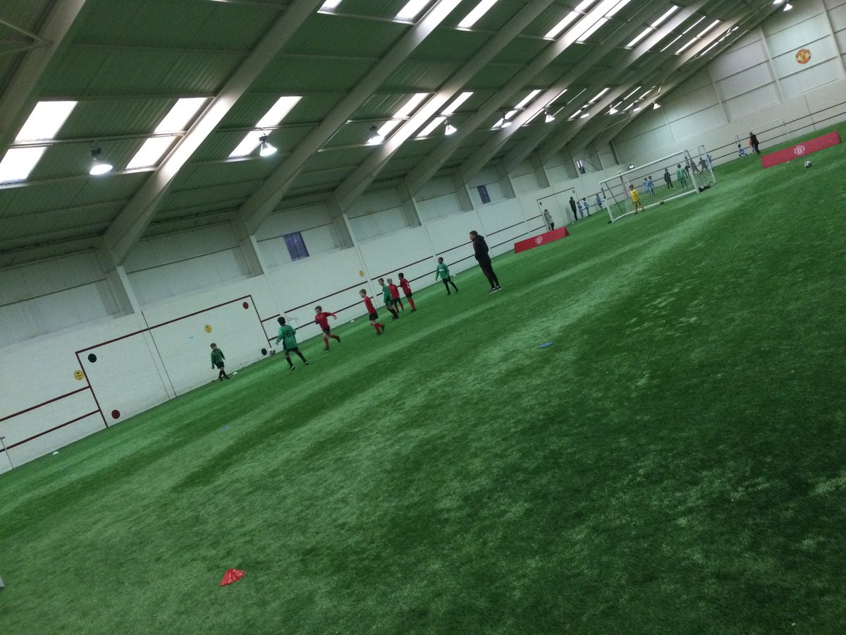 PERiverView1's tweet image. Well done to our year 4 football team who took part in the Manchester United tournament yesterday at The Cliff. They had a brilliant time 😀⚽️ @MU_Foundation