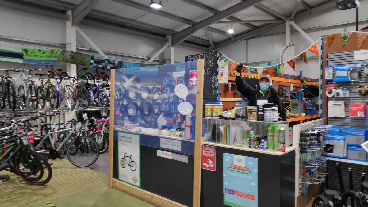 bold_studi0's tweet photo. That's my kid's new second hand bike in for service at the absolutely brilliant @CamGlenBikeTown ready for his birthday. Love these guys! #SocEnt #socentscot https://t.co/5TA8TcKYXu