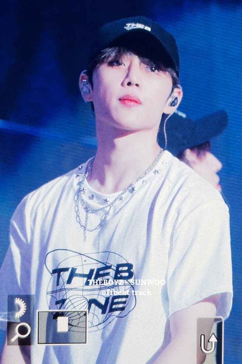 offbeat_track's tweet image. 211203 선우 볼캡 필승조합✊🏼 #선우  #sunwoo #ソヌ $unwoo