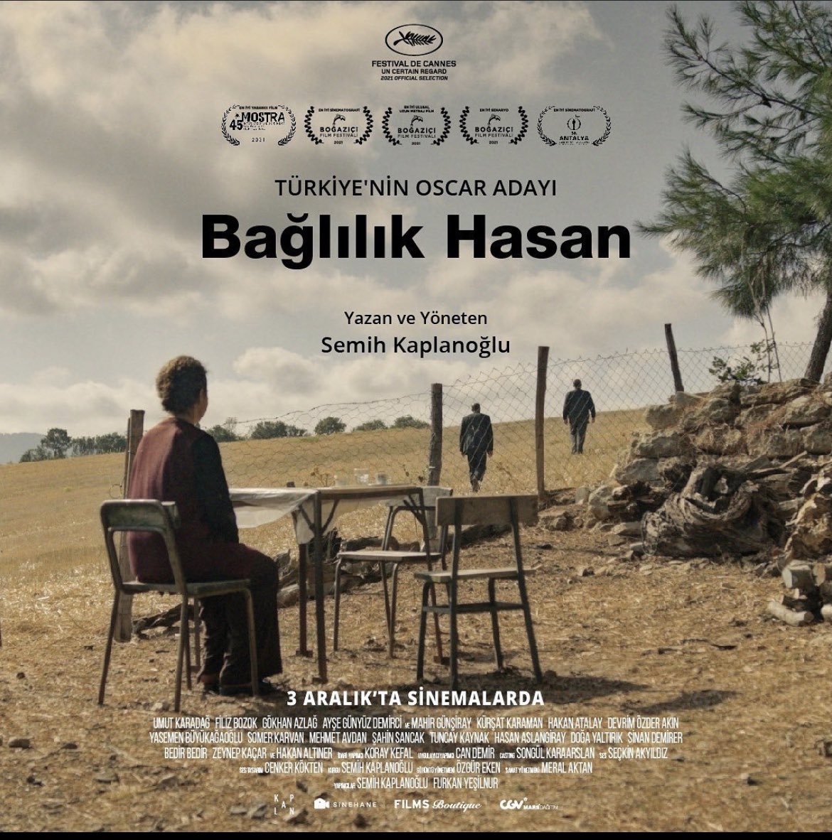 BogaziciFF's tweet photo. 9. @BogaziciFF'den En İyi Film, En İyi Senaryo, En İyi Görüntü Yönetmeni ödülleri ile ayrılan ve Türkiye'nin Oscar adayı olarak seçilen Semih Kaplanoğlu'nun "Bağlılık Hasan" filmi bugün vizyona girdi! 🐬 https://t.co/W9Fe18yAHN