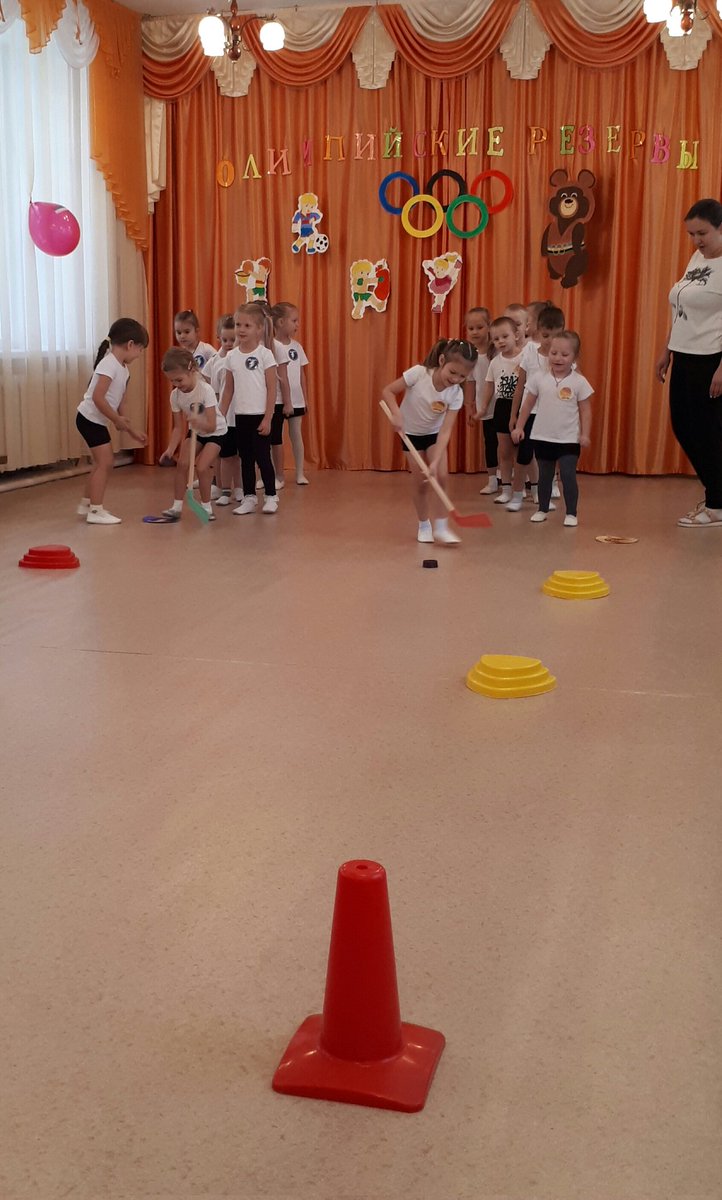 В Детском саду "Ручеек" состоялся спортивный праздник "Олимпийские резервы". Участники прошли много испытаний: "Олимпийский огонь", "Гонки на тандемах", "Биатлон" и д.р. Дети показали ловкость, точность, быстроту! Праздник оставил массу положительных эмоций и впечатлений!