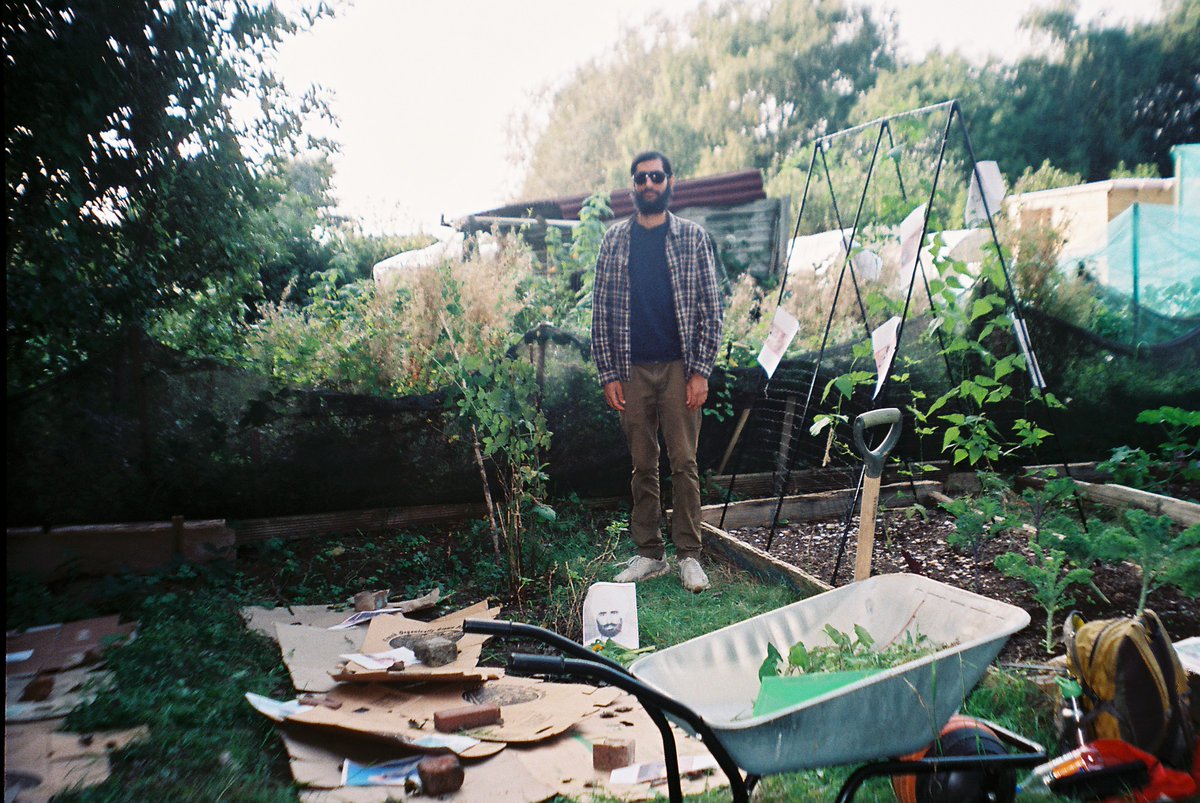 Last <a href="/Bandcamp/">bandcamp</a> Friday of 2021 so a good time to support this project if you're able to with proceeds going to @_taraki__ @Shuranjeet 💚 

+ collaborations "Healing" &amp; "Planet-People-Power" earlier this yr w/ <a href="/FarahAhmadKhan/">Farah Ahmad Khan</a>, <a href="/McrMuseum/">Manchester Museum</a> &amp; <a href="/JoinTheSeason_/">Season for Change</a> 

balrajsinghsamrai.bandcamp.com