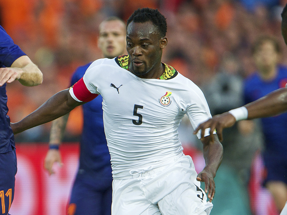 Happy birthday to Michael Essien, one of Ghana\s finest. Le Bison. 