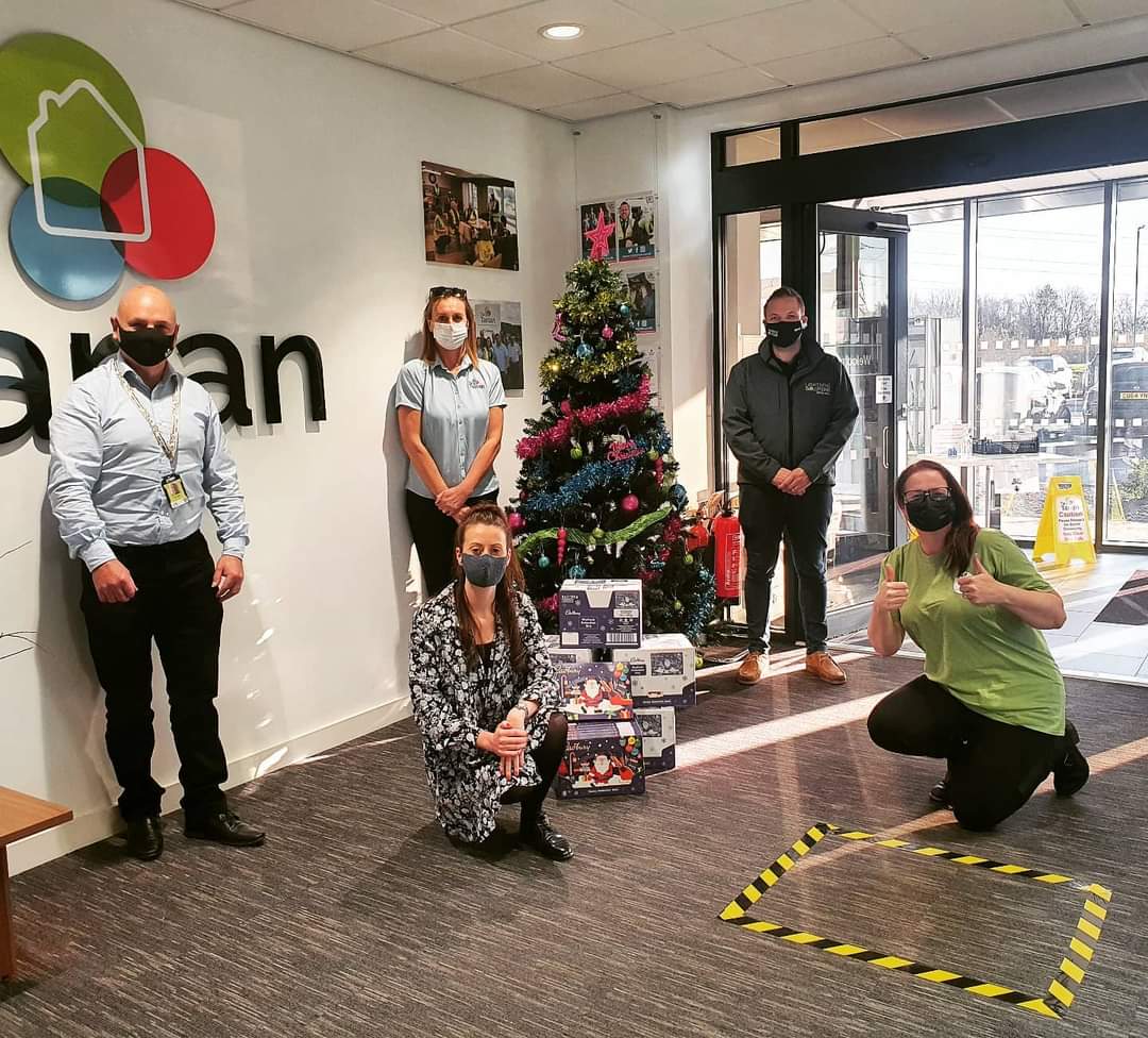 Huge THANK YOU to Lightening Solutions, contractors at <a href="/TaiTarian/">Tai Tarian</a> for their wonderful donation of selection boxes for our Christmas Appeal! 

🎅 Thank you 🎅

#thesmallthings #christmasappeal #lighteningsolutions #taitarian #selectionboxes #thankyou