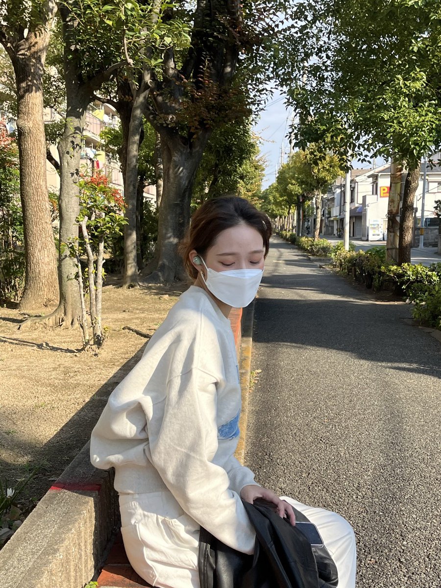 _so____711's tweet photo. マットな質感とミントグリーンの色が
可愛いイヤホン持ってて気分上がる💚

ノイズキャンセル機能もあるから
最高なんよね🥲

あとトラガスにピアスつけてると
普通のイヤホンしにくいけど、
この形邪魔にならんから
空いてる人は超おすすめ🤟🏻

@sudiosweden 
#pr
https://t.co/VQHPQdM3Nc https://t.co/NShkBWTmaT