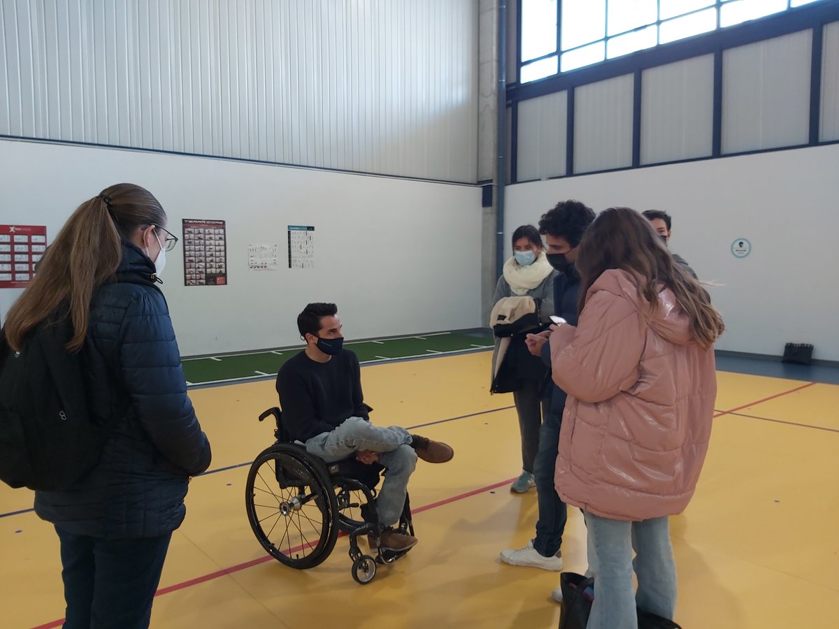 🔛Nueva sesión del programa "Líderes para el Mundo", el título propio de la #UniversidadLoyola, para alumnos de #Máster, basado en el #liderazgo ignaciano.
🏅Se han trabajado valores como la superación, el equipo, la empatía y la confianza a través del deporte.🤗<a href="/LoyolaAnd/">Universidad Loyola</a>