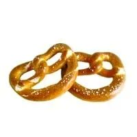 These are the fresh bretzels from <a href="/theGermanDeli/">German Deli Ltd</a> we recommended in yesterday's newsletter... niche tweet, sure, but that's what we do. Brush 'em with your own butter and Salt Bae them yourself... a comforting December snack right here.
buff.ly/2ZAYOfh