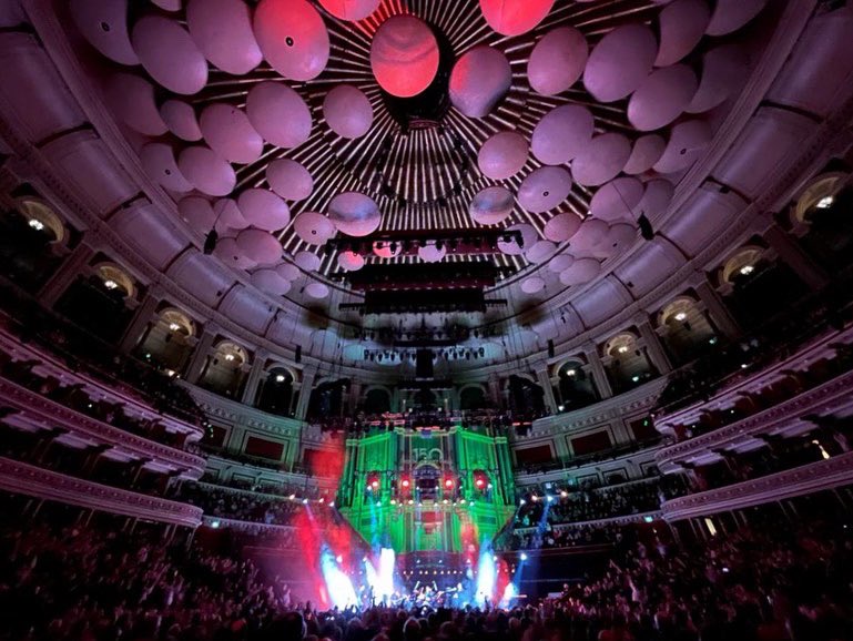 02.12.21 - <a href="/RoyalAlbertHall/">Royal Albert Hall</a>, London
Date 19 of 30
#CitiesofLove 2021 💚

#deaconbluelondon #deaconblueroyalalberthall #royalalberthall #cityoflove #deaconbluelive