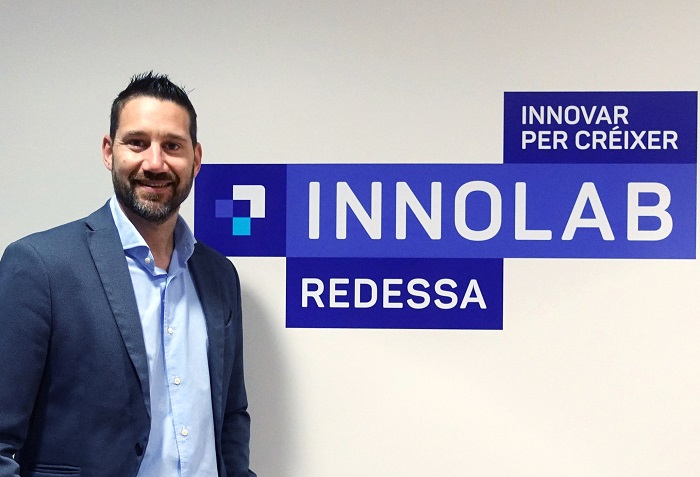 emprencat's tweet photo. Avui entrevistem a Daniel Duran, responsable de la incubadora TIC de @RedessaReus i del laboratori d’innovació Innolab, que treballa per donar suport a #startupus i aposta per la innovació al territori generant aliances clau que enforteixen l'ecosistema
https://t.co/MT88ZSiogW https://t.co/AS4mx1B95E
