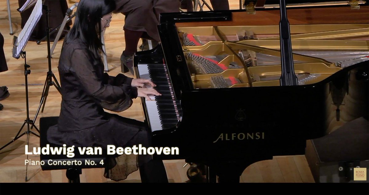 youtube.com/watch?v=6qOT7b… Interview with Yijia Lin, 3rd Prize - 30th Roma International Piano Competition #pianist #pianocompetition #interview #classicalmusic #beethoven #concerto <a href="/RomaCompetition/">Roma International Piano Competition</a>