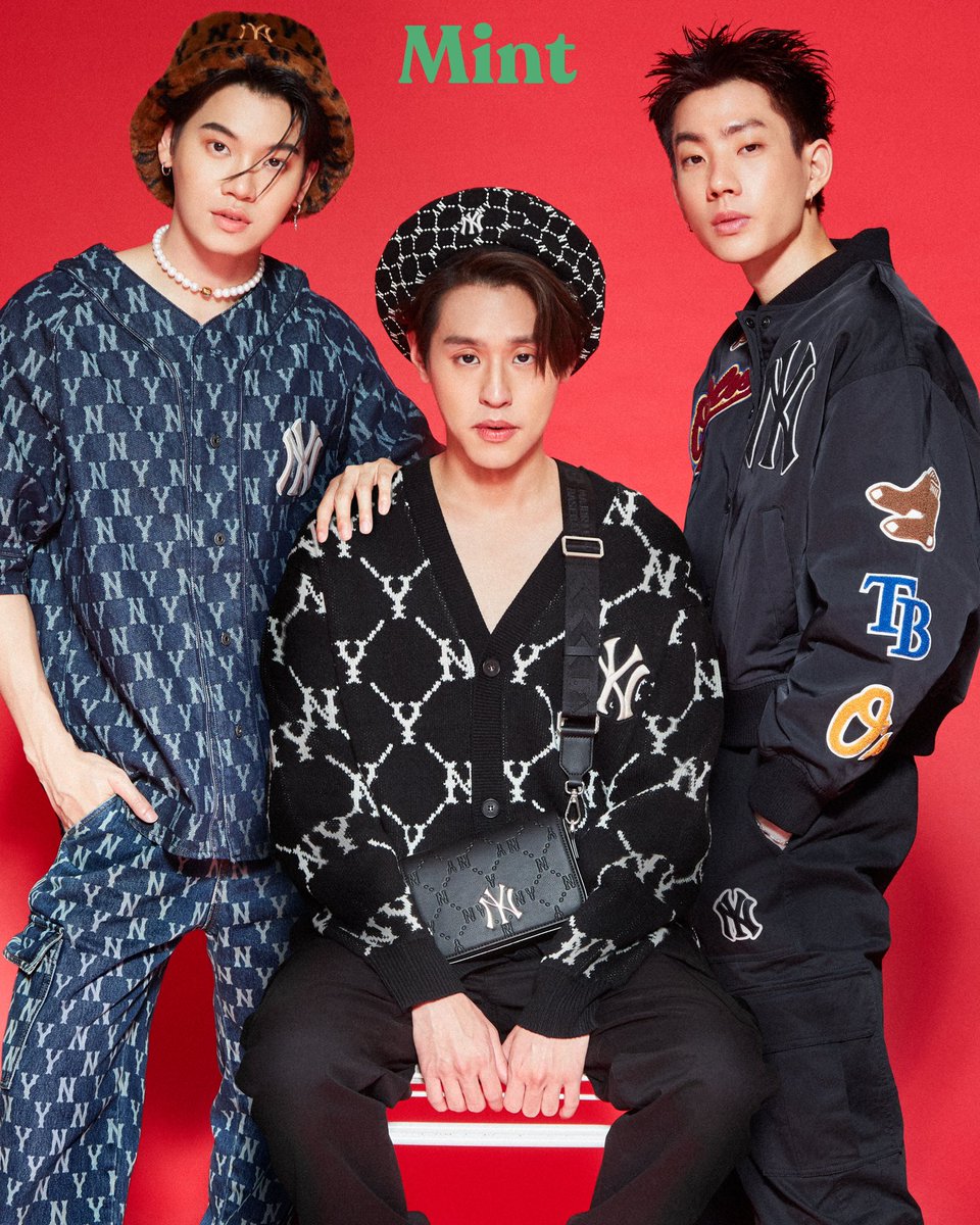 mintmag_th's tweet photo. ความอินเนอร์โมเดลของชาวแก๊ง #MintClassOf2021 กับภาพแฟชั่นเซ็ต 2 สไตล์ในลุคสุดคูล งานสายตาและทวงท่า ต้องยอมคุณเค้าจริงๆ 💚

#MintVol7 
#MintMagTH https://t.co/8EUnHmH3lX
