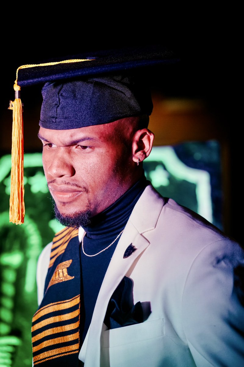 JoBloProduction's tweet photo. Twas the night Before Graduation. Ten years of a testimony. Just a 17 year old kid from Mobile,Al lost and broken  however through God a 27 year old man was blessed to find his purpose within his Passion  of business &amp; community . https://t.co/xhd23yrlTo