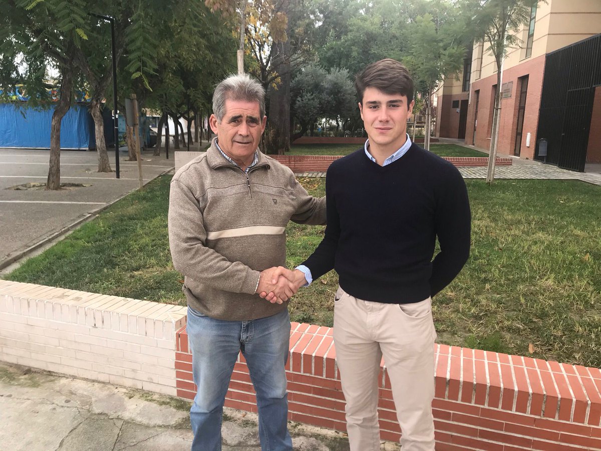 🤝 Víctor Barroso será apoderado por José Manuel Espinosa 'Lolo de Camas' por tiempo indefinido

#ElFuturoEsVíctorBarroso
