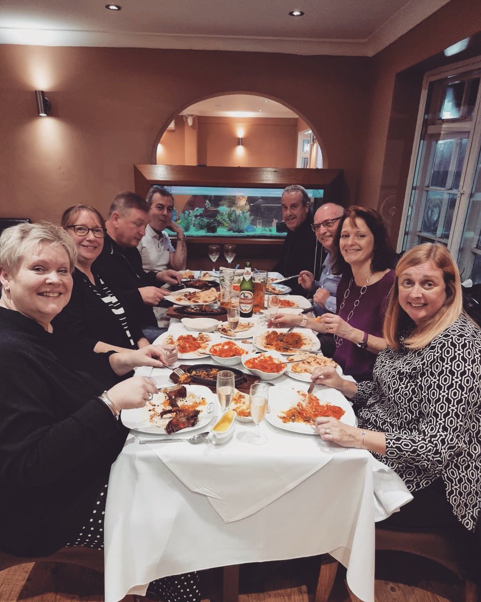 💫It’s the weekend! After a long week at work, why not book a well deserved Friday night meal with friends &amp; loved ones! Treat yourselves to delicious authentic, award winning curries &amp; drinks to match! Call 01732 822213 for bookings! You know it makes sense ☺️📱🥘🥘🍻🍷⛄️

#xmas