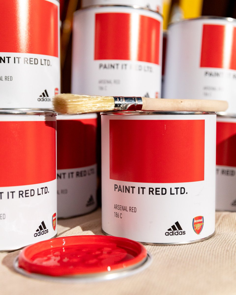 adidasUK's tweet image. PAINT IT RED LTD. is open for business. 🚚🎨🔴

Comment 'PAINT IT RED' below by 5pm GMT today to place your order for our limited edition Arsenal red paint and we'll let you know if you're successful just in time for @ArsenalWFC's final on Sunday. 

Let's paint London RED.

#COYG