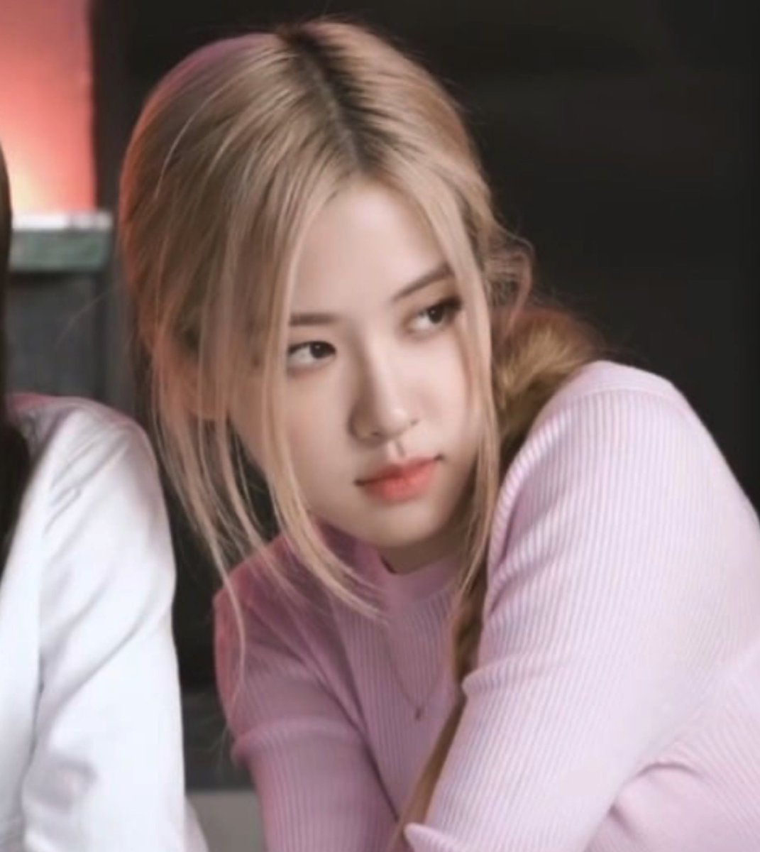 ໊ (@parkrosegallery) on Twitter photo 