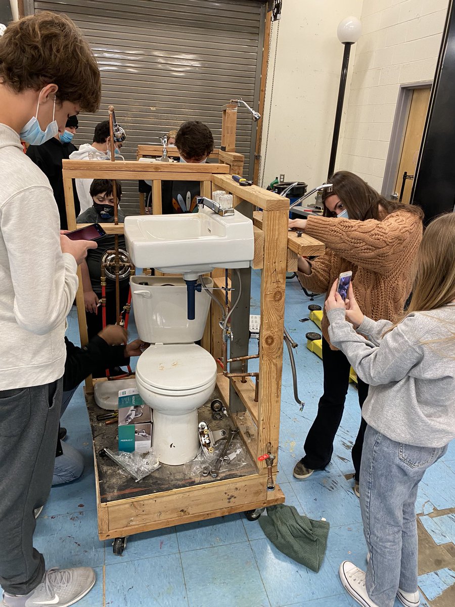 Gregory Darin tweet media