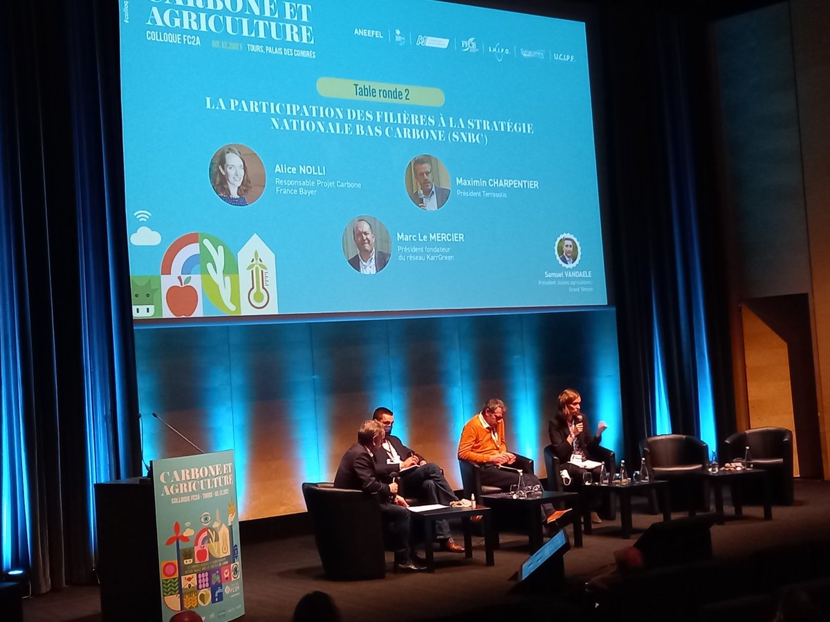 FC2A (@lafc2a) on Twitter photo Nous continuons la table ronde 2 en compagnie d'Alice Nolli, et Maximin Charpentier, Président de @Terrasolis_ 
#colloquefc2a Nous continuons la table ronde 2 en compagnie d'Alice Nolli, et Maximin Charpentier, Président de @Terrasolis_ 
#colloquefc2a