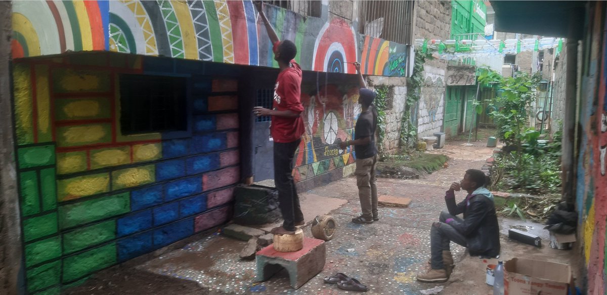 EmmalickJ's tweet photo. Art enable us to find ourselves and loose ourselves at the same time, @WahengaYouth @WahengaArt @PSN_Nairobi @Davidma74093711 @Transformkayole @dreamtownngo @UNHABITAT @NMS_Kenya @KenyaSafi @TKJIC1 @SautiKayole #changingfacescompetition5 https://t.co/H8xR3jsRm9