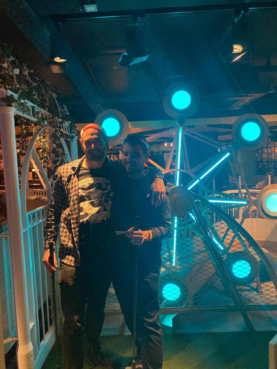 AngelsMedia's tweet photo. Check out some snaps from our Christmas party at Swingers! 🎄

Was lovely to see everyone, have some fun, and enjoy a few cocktails while on the crazy golf course!

#AngelsMedia #TheValPalNetwork #Christmas #OfficeParty #Swingers #FestiveSeasons #TisTheSeason #PropertyIndustry https://t.co/DPwgzQ9Zm7