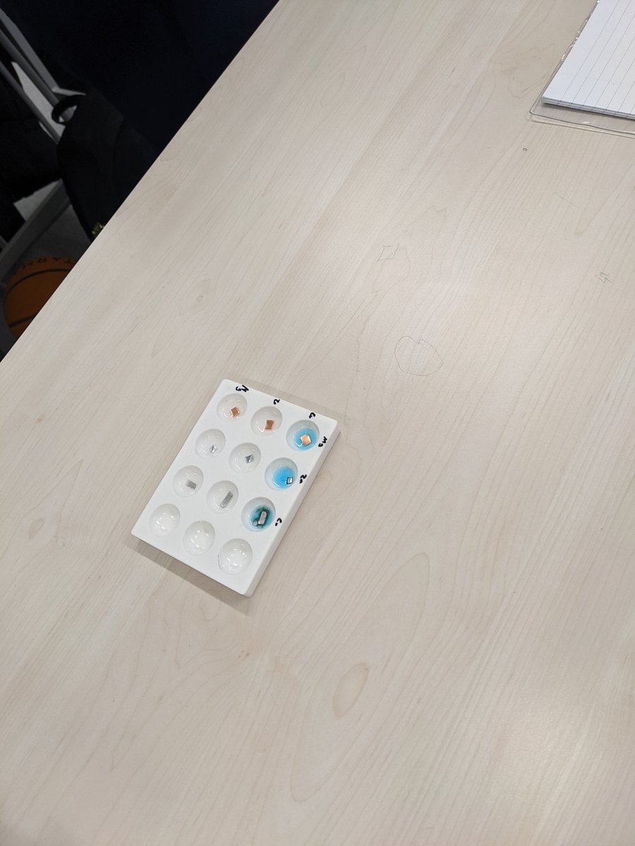 HARIScience's tweet photo. Displacement reactions with 8R this morning https://t.co/uCuZikeOqp