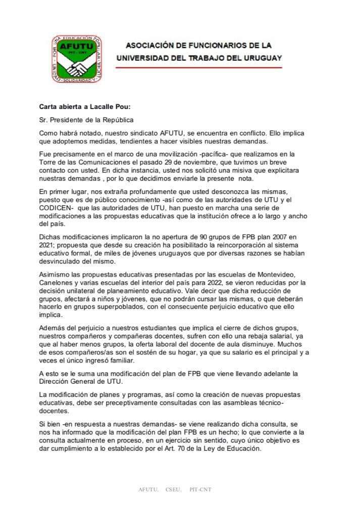 MnicaSantaCruz's tweet photo. Carta al #Presidente desde #AFUTU #Uruguay . Para que se entere, que los gurises se están quedando sin cursos y los #docentes sin trabajo.
A la #UTU la están #recortando. https://t.co/EYrKkF4R8E