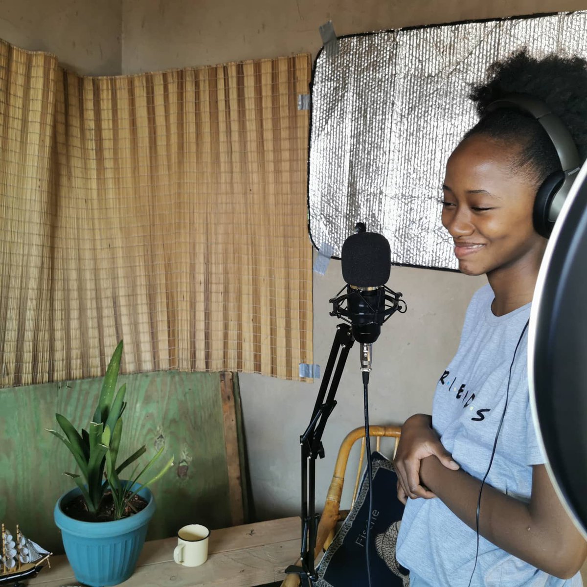 Kasiilifestyle's tweet photo. Thank you Jah.Dre for pulling through and delivering a lyrically blessed freestyle.
Kasii Couch: Sessions EP 2 coming soon. Subcribe to see it first. Link in bio. #raprelay #macg #TEMS #KCSessions #KLO https://t.co/4YCyMN394A