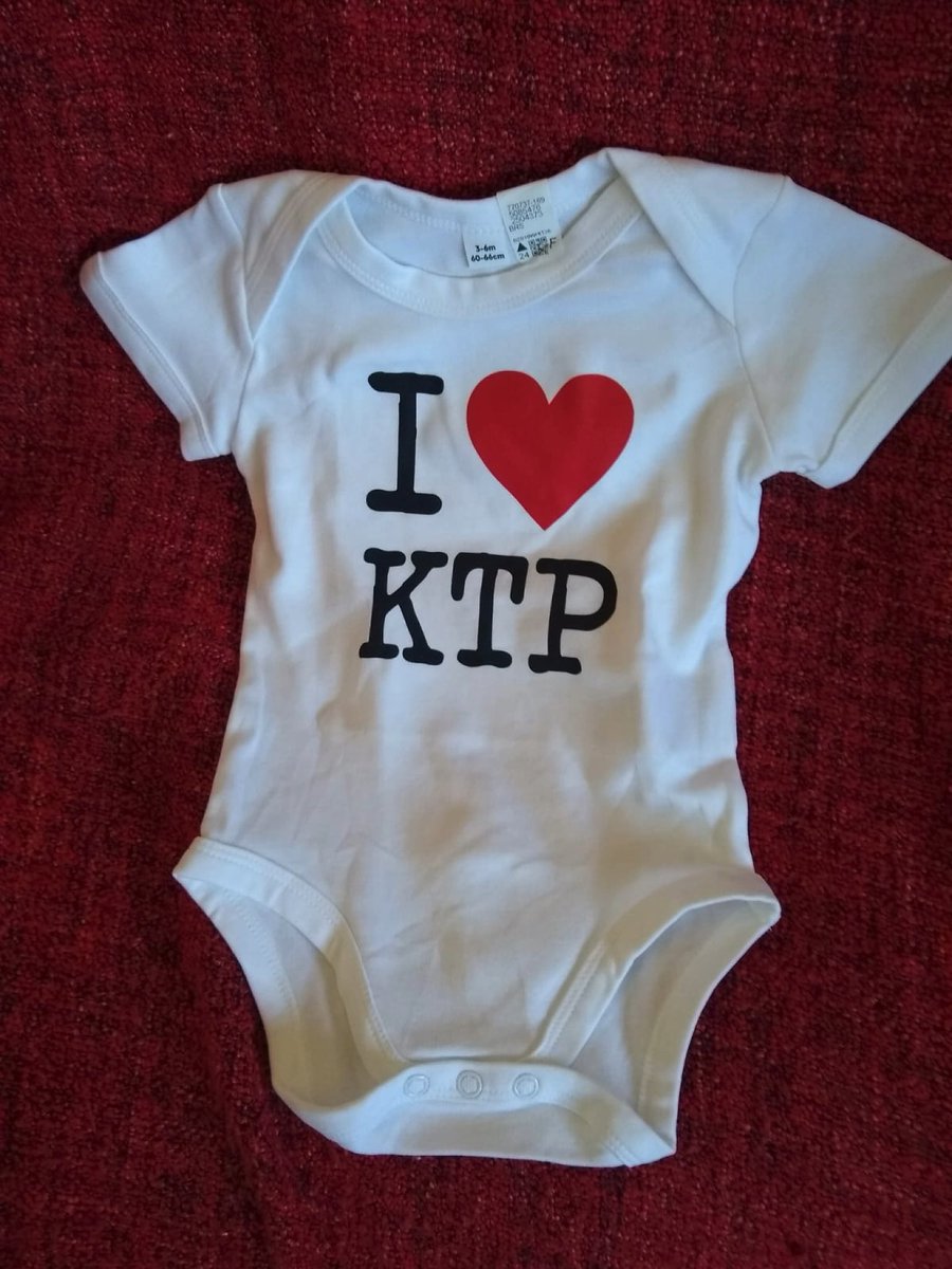 VAldmington's tweet photo. It’s been my colleague Jo’s first KTP conference and her last work commitment prior to welcoming her new recruit! An associate of the future perhaps - good luck Jo. Great conference @DerbyUniBis @UniRdg_KTC @O_G_Lloyd #KTP2021 https://t.co/aPFaQq8jxY