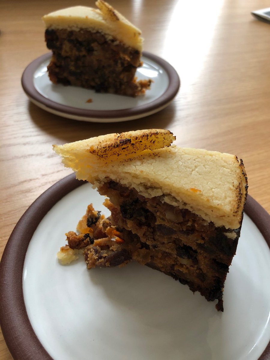 Today for the Sandberg Countdown to Christmas, we've got the tradition of 'Stir-up Sunday' - when people traditionally make their Christmas puddings, cakes and mincemeat so they can mature in time for the #festive season.

#christmas #tradition #xl8 #l10n