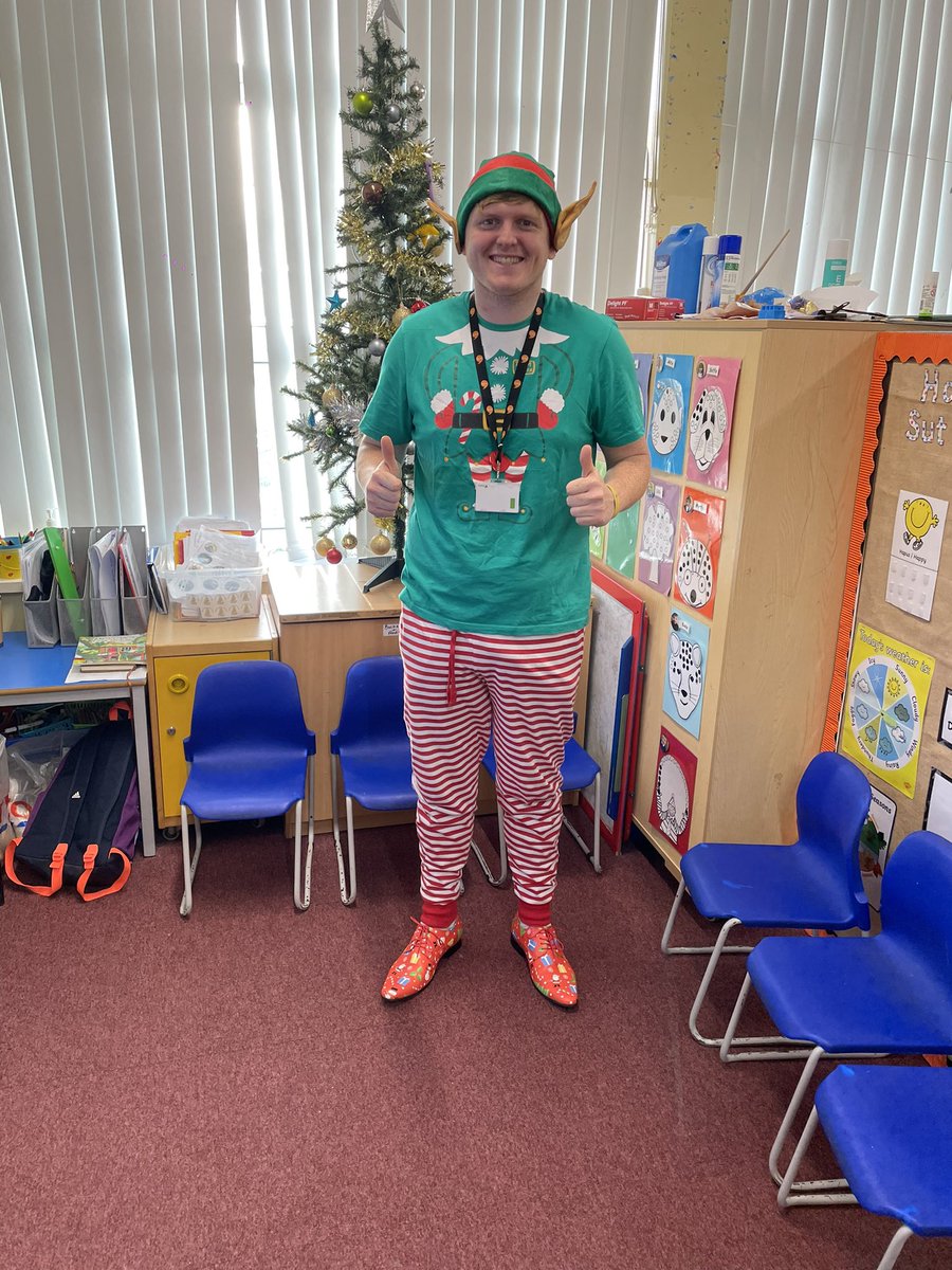 Mr_Isaac15's tweet photo. Elf day 🧝 🎅 https://t.co/h0P98QLjb0