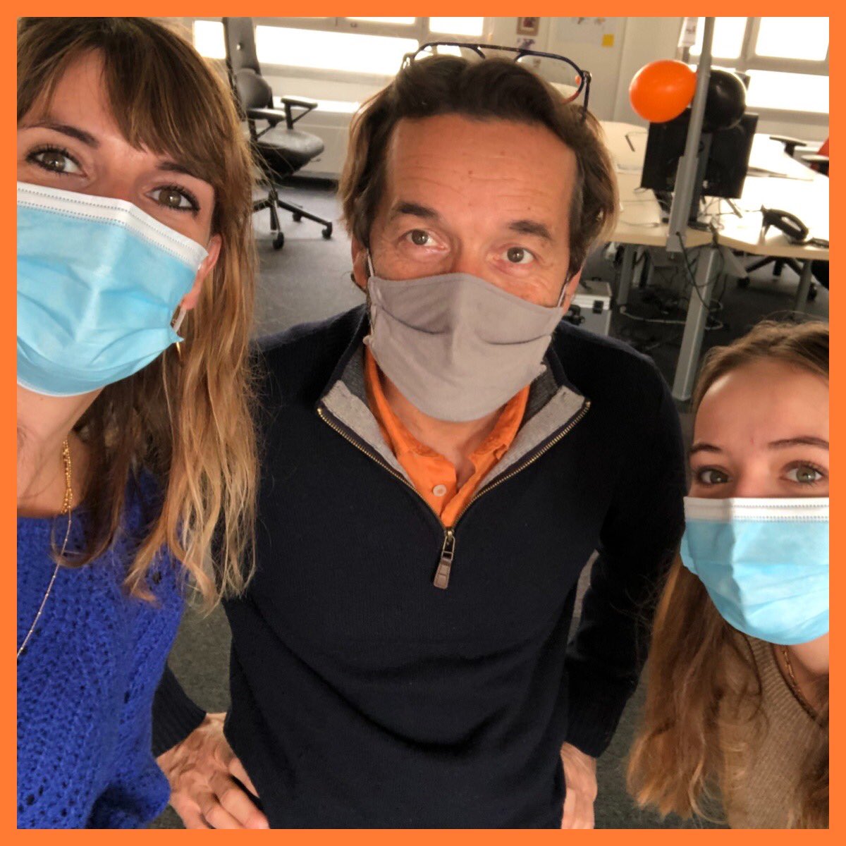 anais_boilly's tweet photo. 🤩 Quelle joie de rencontrer ma team bordelaise en chair et en 🦴 après 4 mois de collaboration en visio !
Un grand merci à tous les collègues @OrangePro mobilisés sur le business et l’expérience client pour leur super accueil à @Bordeaux !
#ProudToBeOrange #InsideOrange https://t.co/cOjVSSM4rB