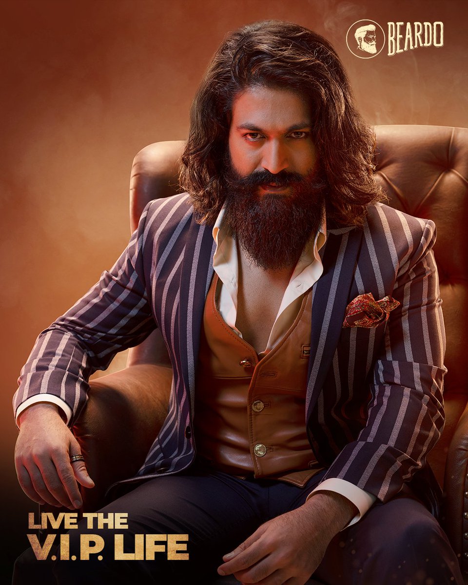 YashTrendTelugu's tweet photo. BOSS mode - ON ! π₯
Come join the Beardo V.I.P club now ! π€π»
#Beardo #BeBeardo #ForBeardosOnly
#KGFChapter2 | #KGF2onApr14
#YashBOSS | #ΰ°―ΰ°Άΰ±_ΰ°¬ΰ°Ύΰ°Έΰ± https://t.co/Q1zEVxA0n2