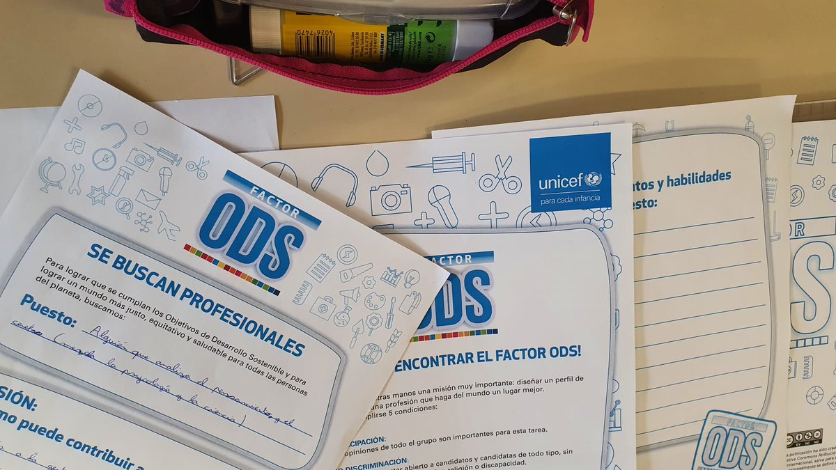 SIEFerney's tweet photo. Trabajando los ODS con UNICEF y los alumnos de 4e de la #SIEFerneyVoltaire #FactorODS #Unicef #SectionsInternationalesEspagnoles @UNICEF @AccEducativaExt @EducationESP https://t.co/mBooc6Cu5f