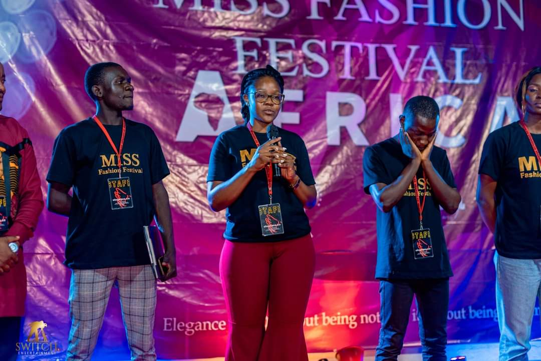 asang_azinwi's tweet photo. I'm the guy you call to get things done.. Thank you Shosa Empire Miss Fashion Festival - MFFA #comiffa https://t.co/lzM2Wij2j5